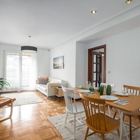 سان سيباستيان Apartamento Muy Comodo Con Parking المظهر الخارجي الصورة